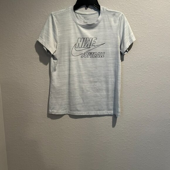 Nike T-shirt Dry Fit Light Gray/White Nike softball Small - Picture 1 of 3